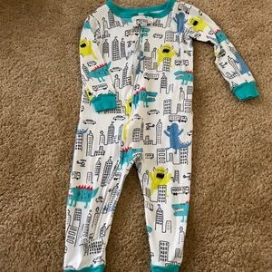 Carters boy 18M footless pajamas